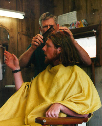 aaron2.jpg (39653 bytes)